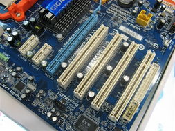 技嘉GA-M720-ES3 Rev. 1.0主板产品图片展示与简介